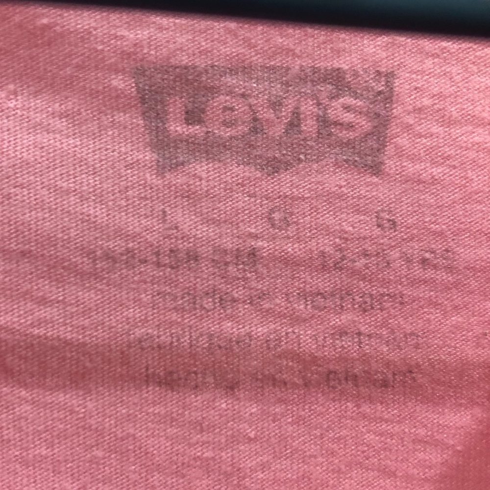 Levi’s Snoopy Peanuts Cartoon Short Sleeve T-Shirt Top - Picture 4 of 4